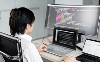 日喀则 ,php声明和调用变量的符号是什么？